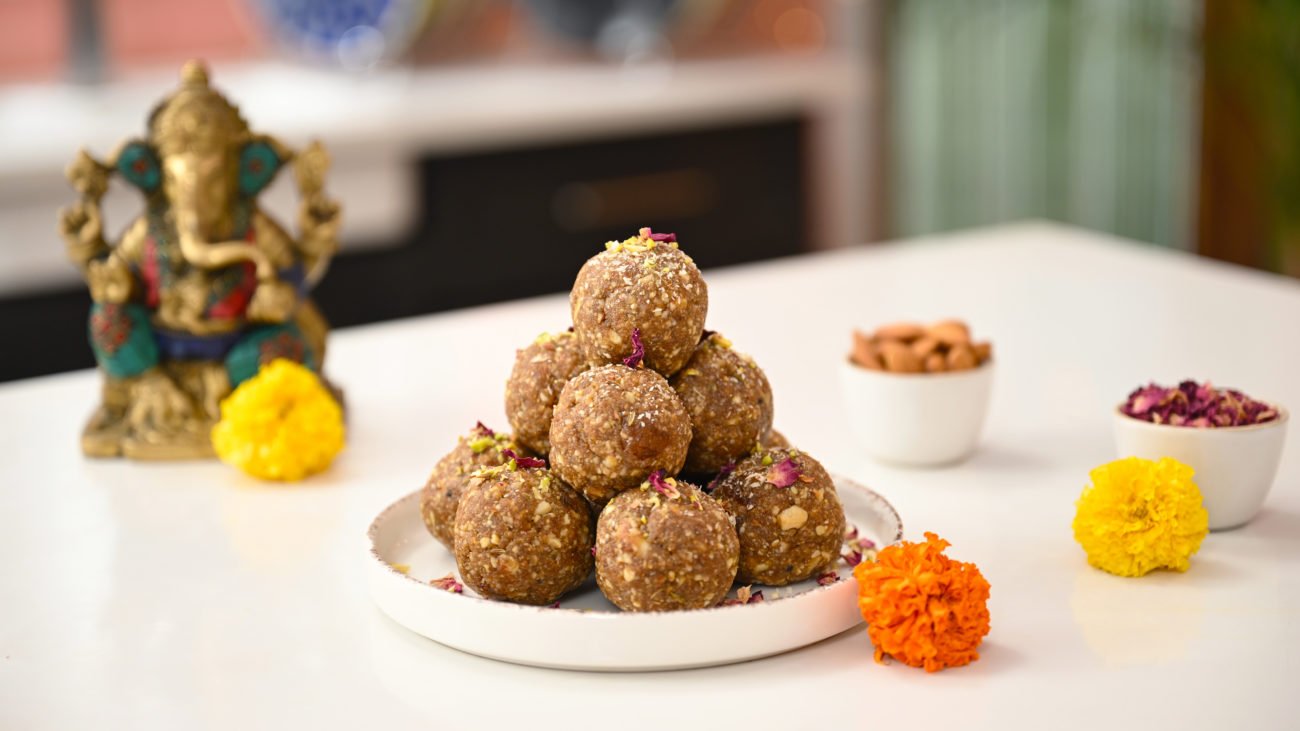 GT Makhana Jaggery Balls (Gur Makhana Ladoo)